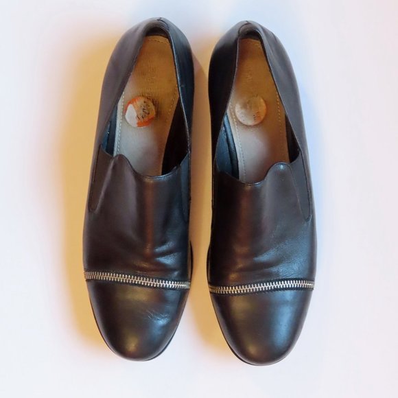 Pour la Victoire Lynn Zip Toe Detail Leather Loafers Flat Shoe Black US 9.5 - Picture 3 of 9